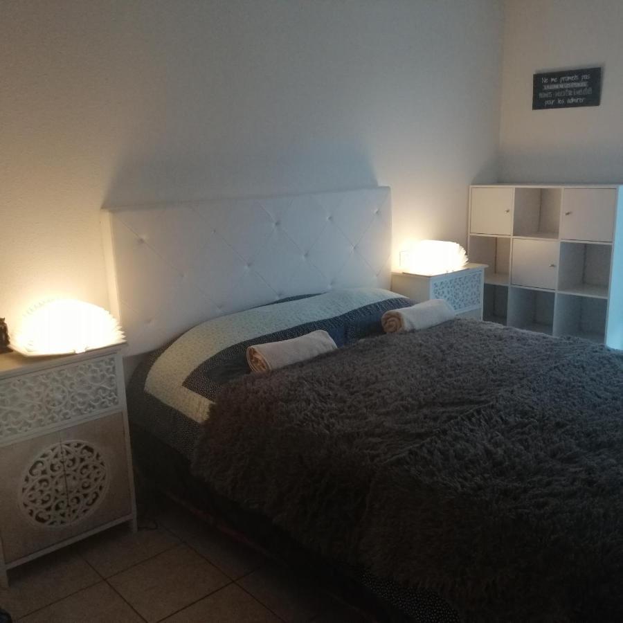 Appartement T2 En Residence Securisee Oloron-Sainte-Marie Exteriér fotografie